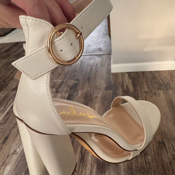 Kamali Off White Ankle Strap Heels - Picture 4 of 5